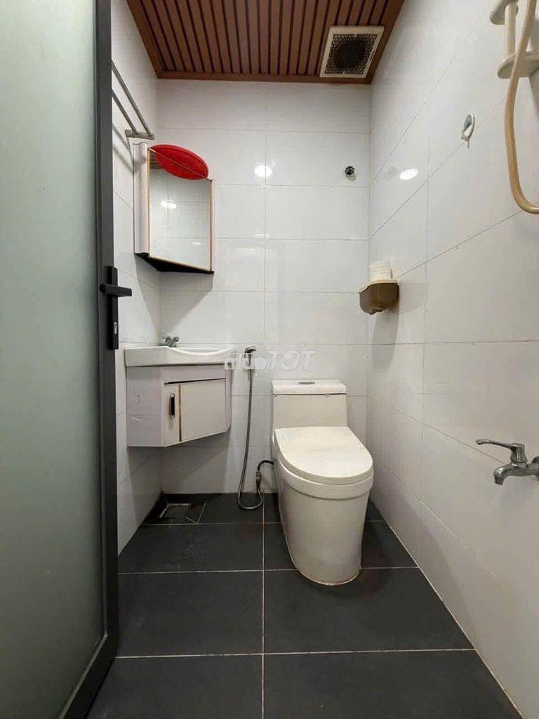 Nhà nguyên căn full nội thất sát mặt tiền trương định q3 2pn+ và 3wc - 4