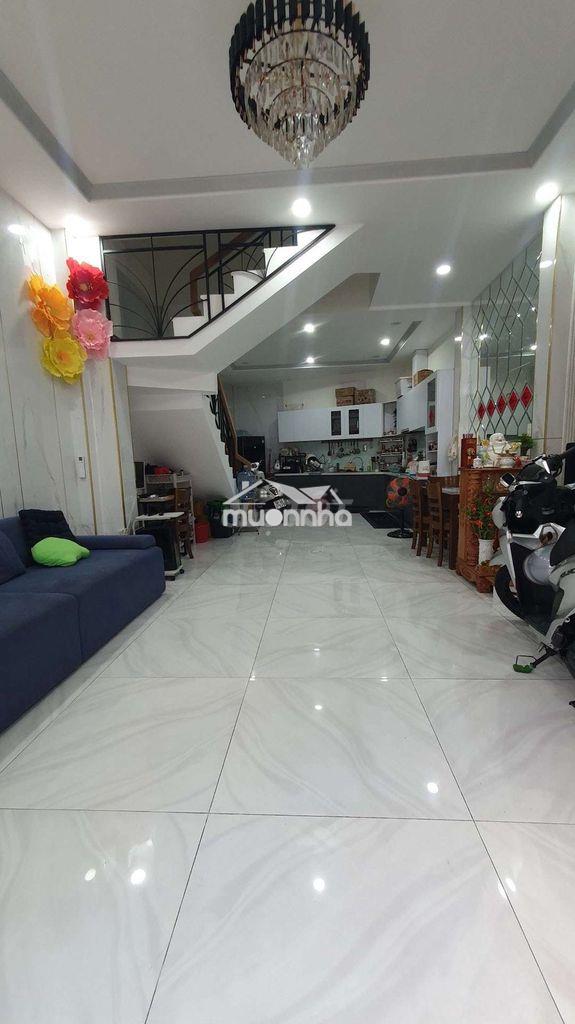 Nhỉnh 6 tỷ (tl) – 46m2 (4,25 x 10m), nở hậu 5m– 4 tầng - 2