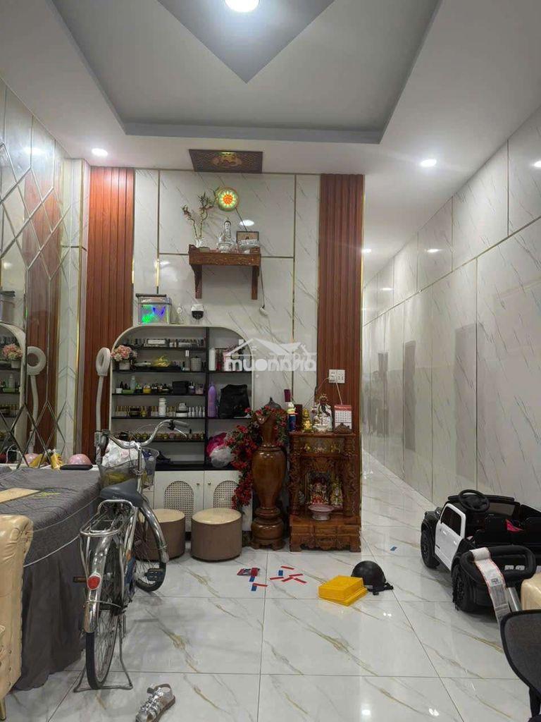 Cho thuê nhà 4pn 4x25m mặt tiền hẻm xe hơi huỳnh tấn phát quận 7