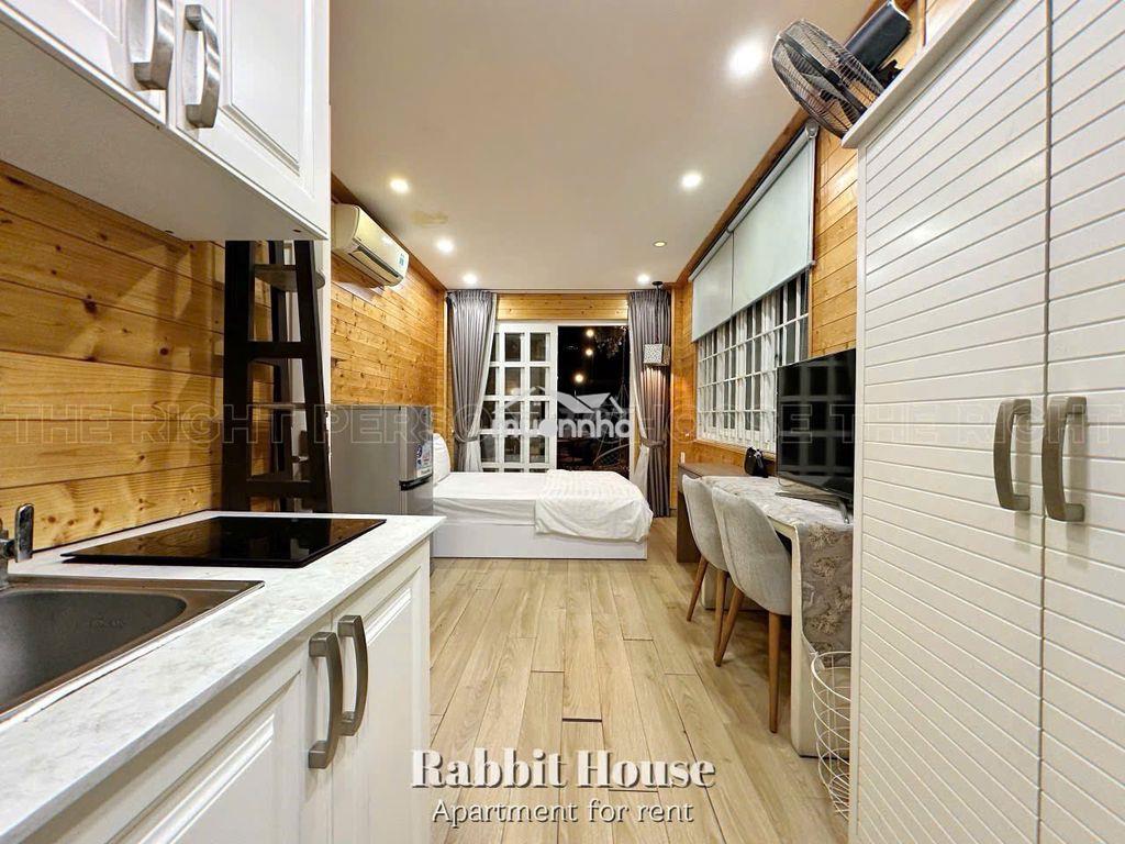 🏡 Phòng balcony lớn nguyễn thị minh khai gần vòng xoay dân chủ quận 3 - Ảnh 4