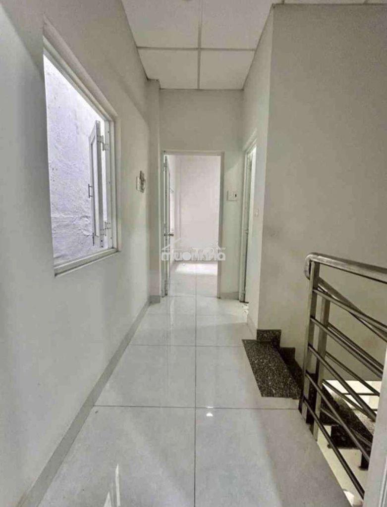 Bán nhà lê hồng phong q10, ngay ba tháng hai, 30m2, hẻm ba gác 1 xẹt. - Ảnh 3