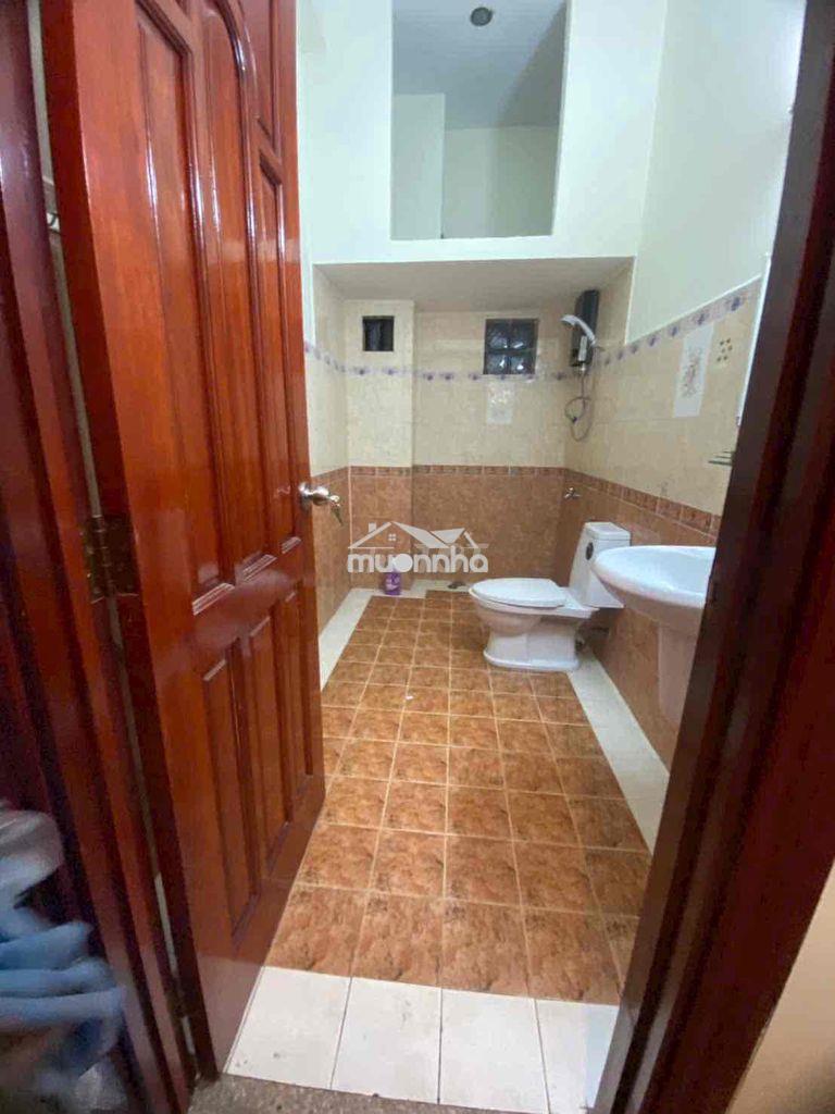 Phòng full nội thất -ban công sát đh ntt cho thuê - Ảnh 4