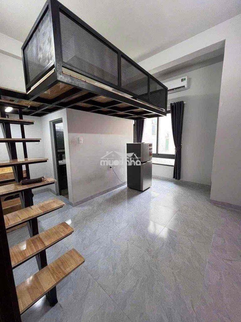 Duplex cửa sổ trời full nội thất cao cấp ở được 3 bạn gần q5 q1