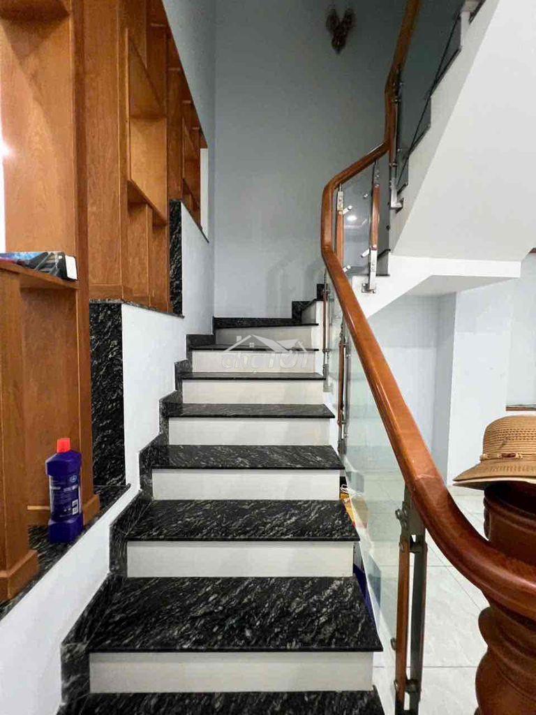 Nhà cho thuê mới 99% có máy lạnh, văn cao tân phú - Ảnh 4