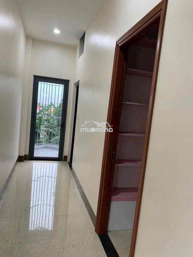 Cho thuê nhà 1 trệt 1 lầu. dt: 64m2. giá: 6triêu/ tháng - 3