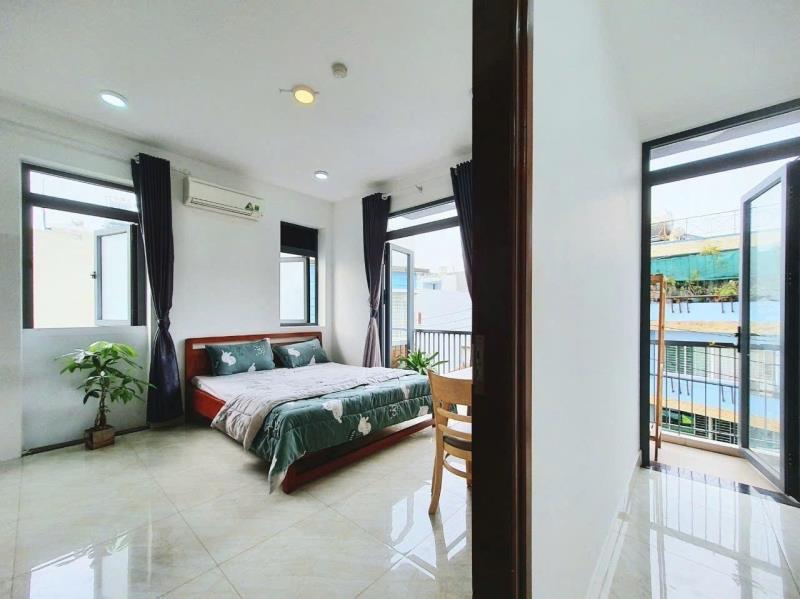 Phòng ban công đón nắng - gần bà chiểu, quận 1 - tiện ích cao cấp - thang máy