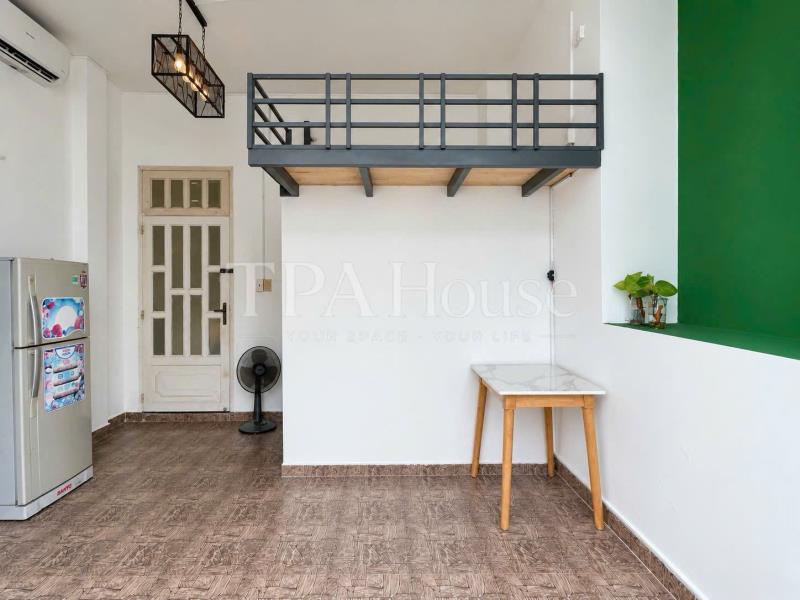 Duplex gác cao ban công gần landmark81 chỉ 5.x thương lượng - Ảnh 2