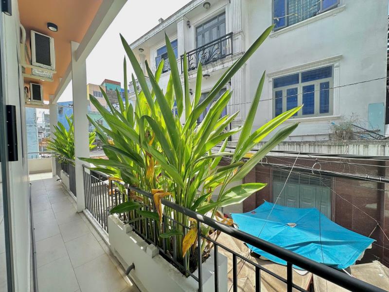 Cho thuê căn hộ full nội thất có ban công tại khu vực hàng xanh - bạch đằng - bình thạnh - Ảnh 3