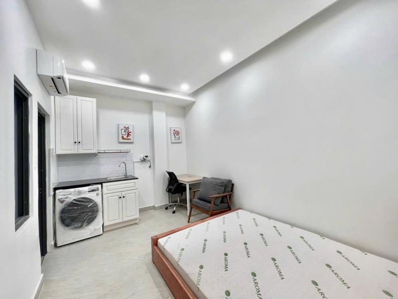 Phòng full nội thất giá rẻ ngay dương quảng hamg