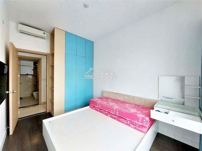 Căn 3p ngủ- c/c phúc thịnh, cao đạt sẵn nội thất giá 15tr/tháng