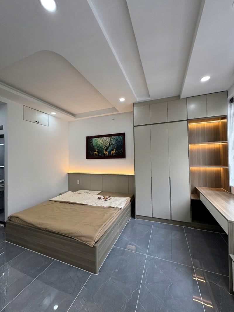 Căn hộ ban công, cửa sổ thoáng - thích quang đức, phú nhuận gần quận 1, 3 sân bay - Ảnh 2