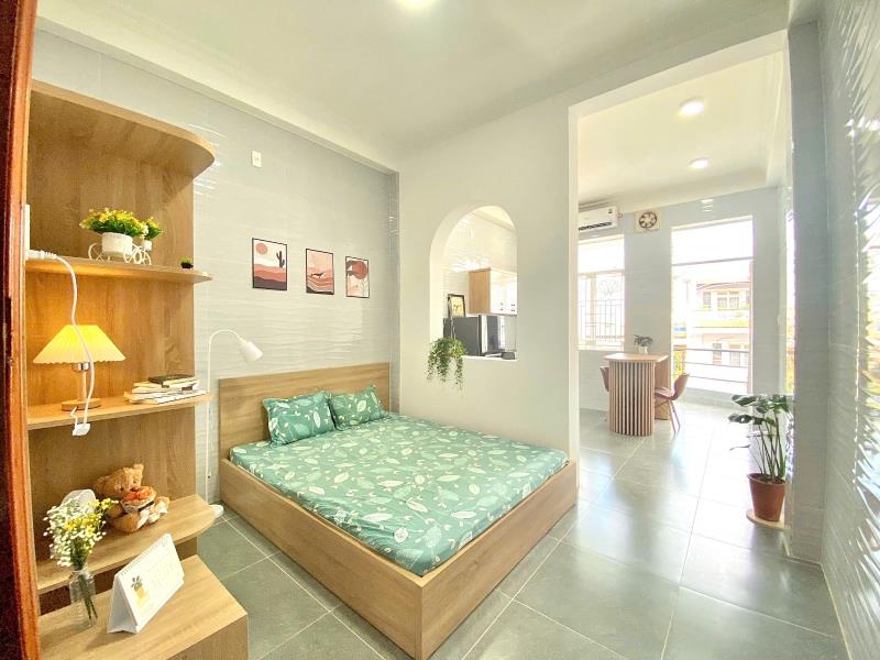 Căn hộ 1 phòng ngủ phú nhuận - full nội thất, cửa sổ lớn, ban công, máy giặt riêng, gần phan xích long, bình thạnh, q1, q3