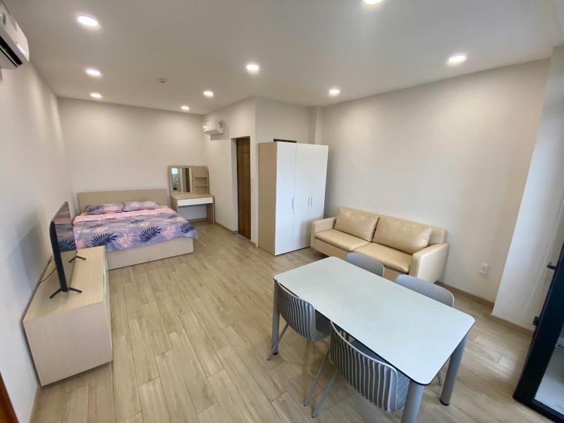 Cho thuê căn hộ studio balcon rộng 45m2 full nội thất ngay nơ trang long - Ảnh 2