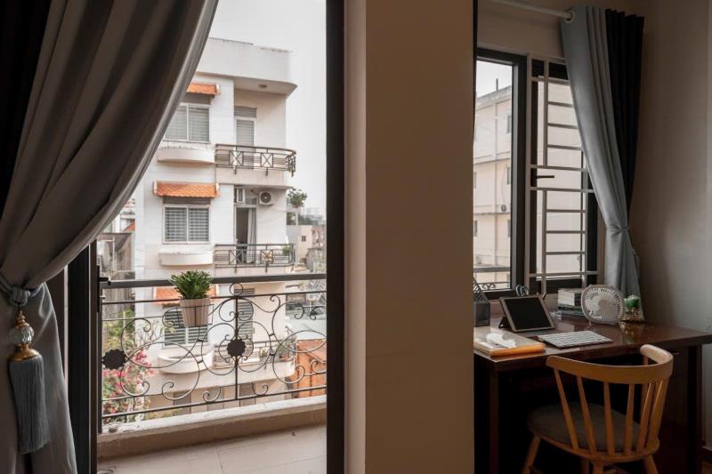 Thuê ngay căn hộ 1pn ngủ - ban công 40m2 rộng thoáng - hiện đại - ngay ngã tư hàng xanh - an ninh cao - Ảnh 3