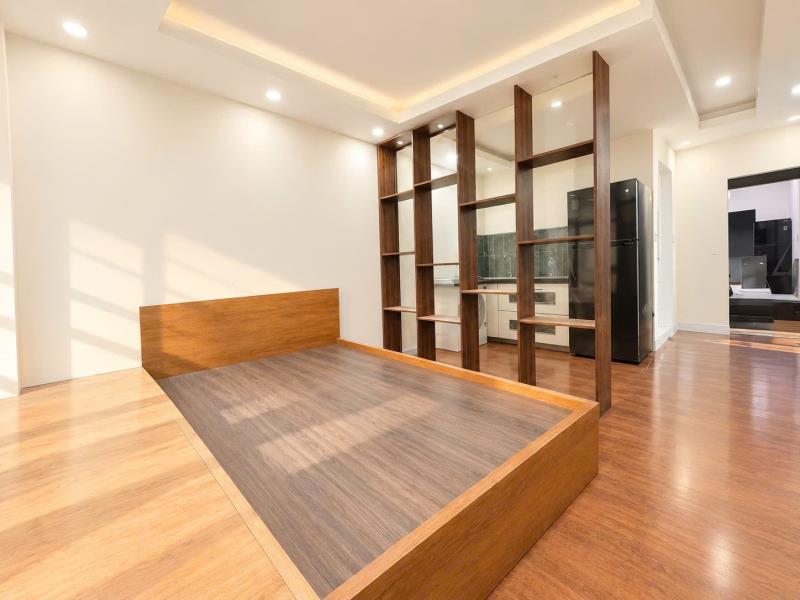 🏡 **Căn hộ 1 phòng ngủ tách bếp, máy giặt riêng, cửa sổ thoáng - cô bắc, quận 1 gần chợ bến thành và phố bùi viện - Ảnh 2