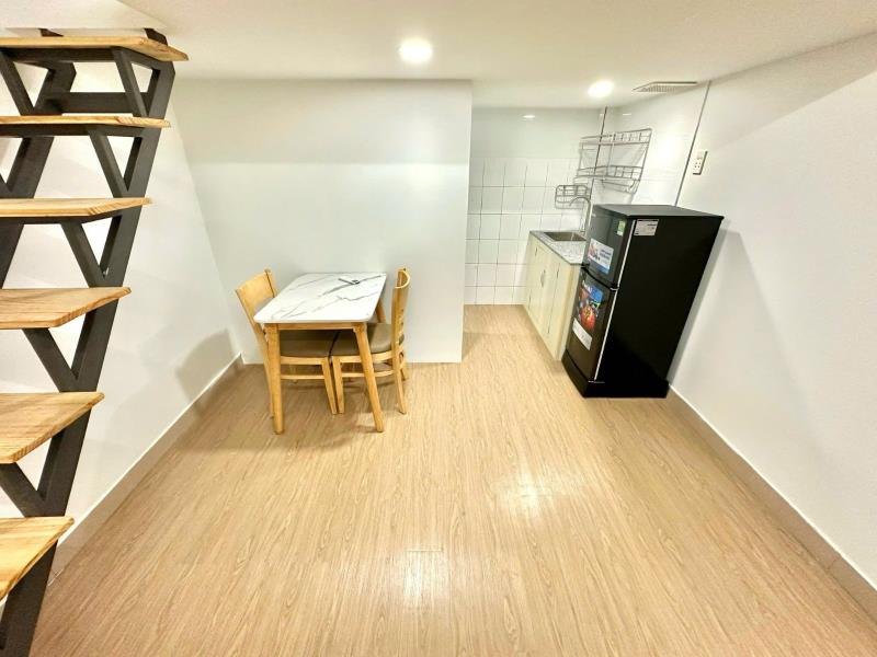Duplex gần ngã tư hàng xanh, cách hutech, hiu, ftu, gtvt, uef chỉ 5' đi xe - Ảnh 4