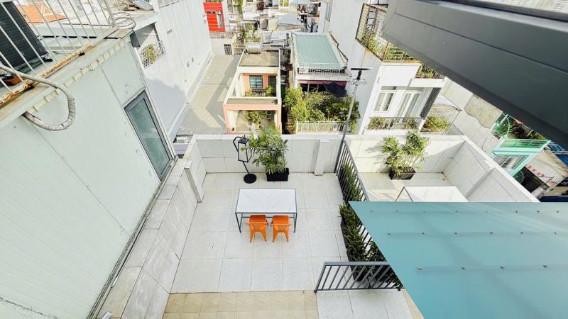 Cho thuê duplex mới gác cao ban công sân trước rộng 50m2 toà thang máy bùi hữu nghĩa gần hàng xanh tiện qua quận 1 , quận 2 - Ảnh 4
