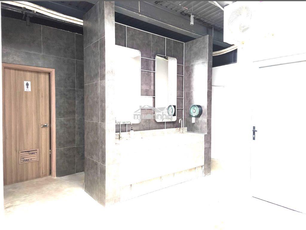 Văn phòng decor cho thuê tại thảo điền kèm mảng xanh rất chill - Ảnh 4