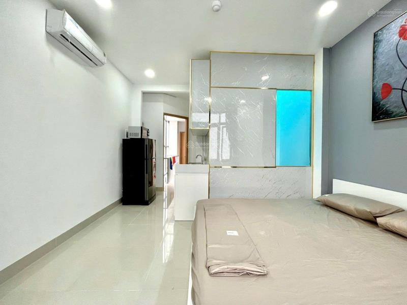 Căn hộ ngay đường lê văn sỹ thuận tiện di chuyển trung tâm, khu vực đầy đủ tiện nghi - Ảnh 4