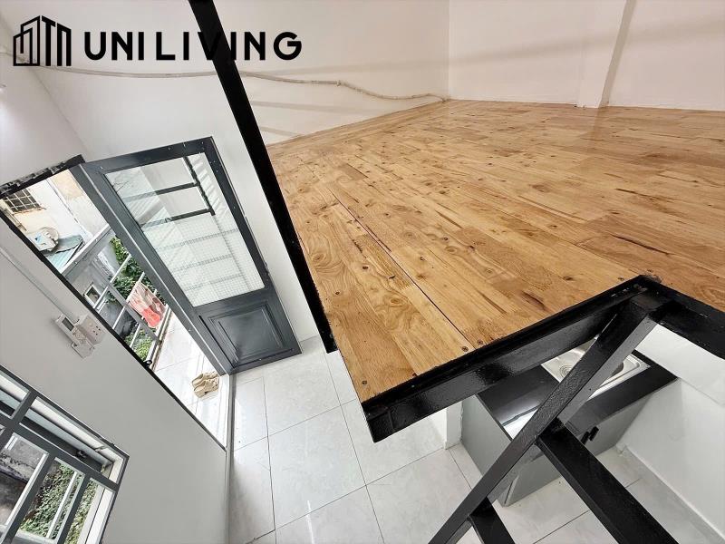 Phòng trọ duplex có sẵn máy lạnh và bancol chỉ 3tr8 tại xvnt siêu gần hutech uth ftu