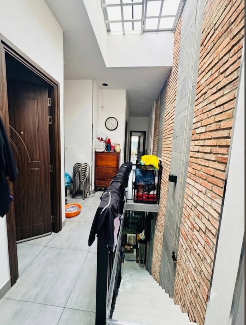 Bán nhà tên lửa 60m2 -3pn hẻm 6m chỉ 5ti1 sổ hồng riêng - Ảnh 4