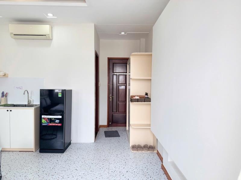Cho thuê căn hộ có ban công, bếp riêng, vách ngắn nhà tắm 36m² bùi đình túy, bình thạnh gần chợ bà chiểu, cầu bông, quận 1,2,3 - Ảnh 2