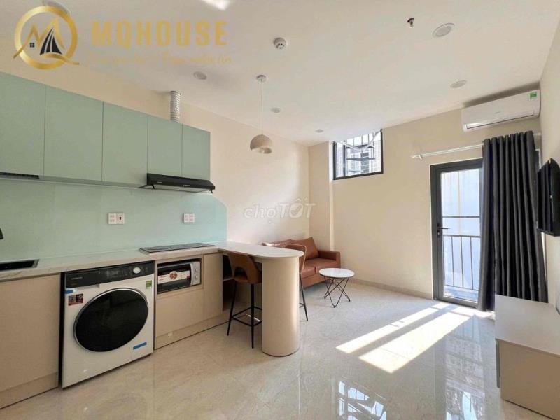 Cho thuê căn hộ ngay sân bay gần cv hoàng văn thụ bancon siêu thoáng