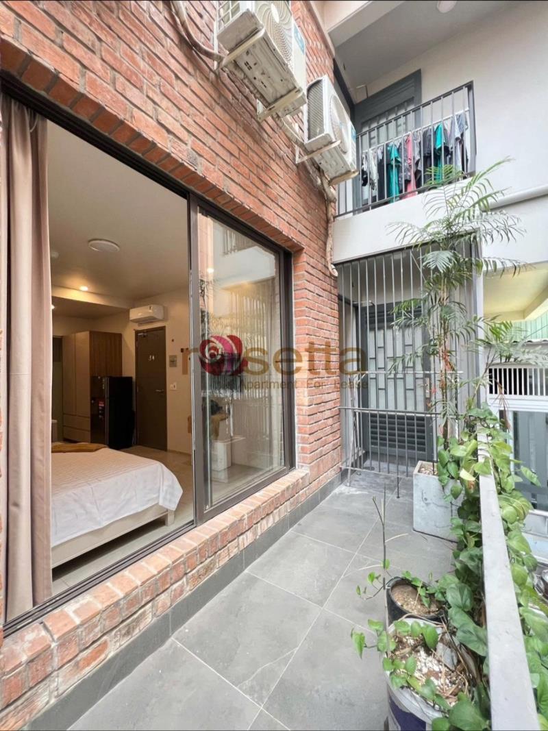 Studio ban công cửa sổ lớn đón gió đường nguyễn văn linh q7
