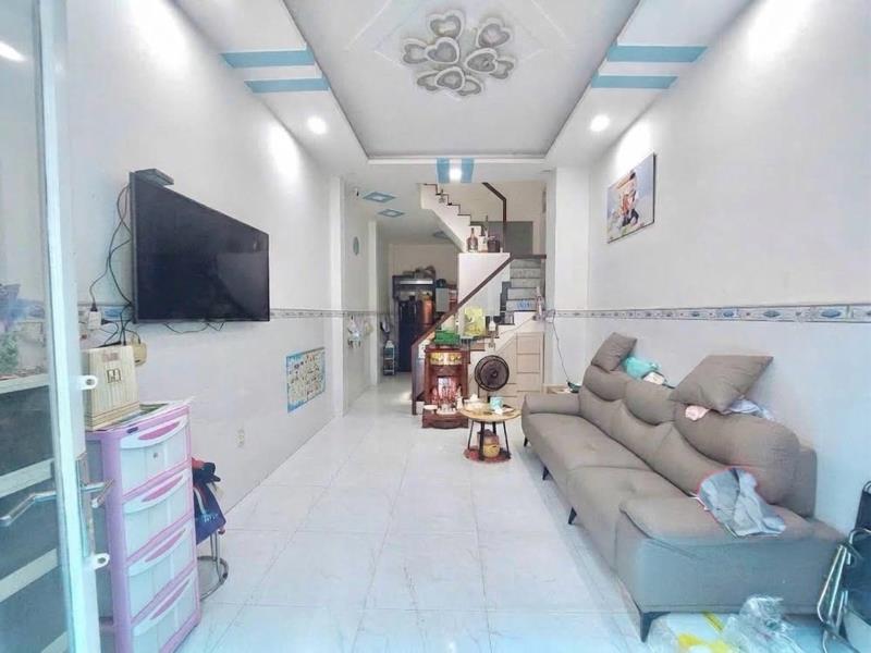 Sát vách bình thạnh, nhà 3 tầng dương quảng hàm, hẻm ô tô, 4pn 3wc, sổ vuông đẹp - Ảnh 2