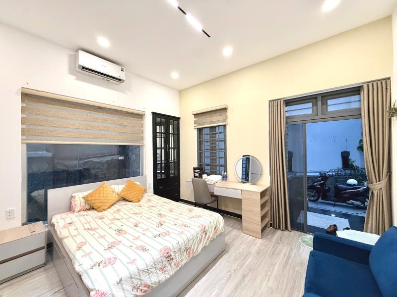  Trống sẵn căn hộ siêu xinh nằm ngay nguyễn văn đậu - 35m2 -  gần q1 - bình thạnh - full nội thất - có sân vườn