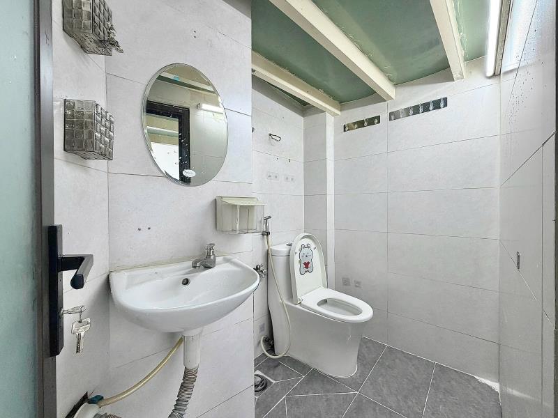 Duplex ban công lê văn quới, gần ngã tư 4 xã - đại học văn hiến, đại học hồng bàng ba - gần aeonmall tân phú - Ảnh 4