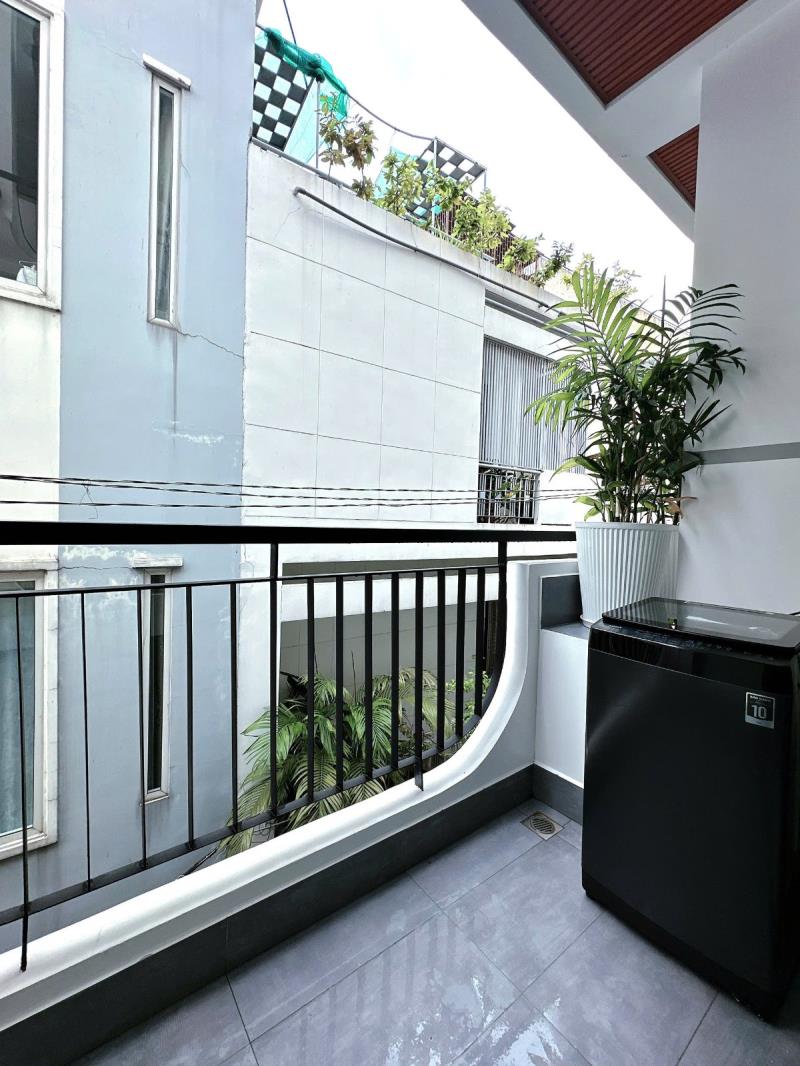 Cho thuê căn hộ full nội thất ban công tại d5 bình thạnh gần q1, q2 - Ảnh 4