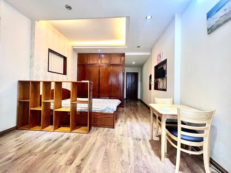 Cho thuê căn hộ có ban công rộng thoáng mát full nội thất đường nguyễn cửu vân quận bình thạnh, sát quận 1 - Ảnh 2