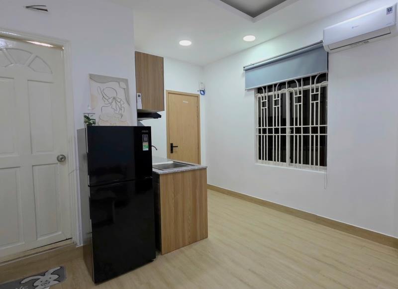 Cho thuê căn hộ bạch đằng - hàng xanh full nội thất cửa sổ lớn tách bếp - giáp q1 q2  - Ảnh 2