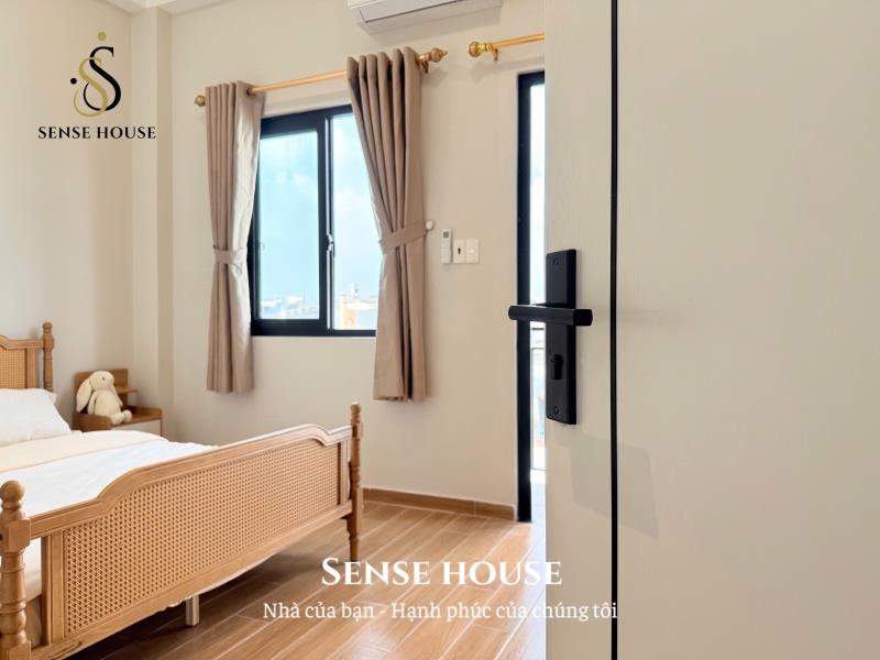 Nhà mới xây studio bancol full nt - 25m2 - hoà bình đầm sen