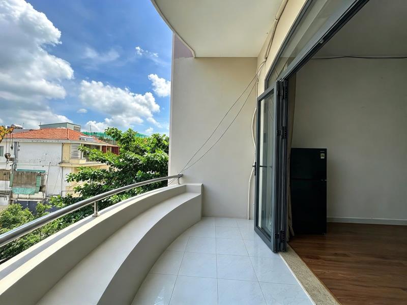 Cho thuê căn hộ tách bếp full nội thất, ban công lớn – nguyễn gia trí, bình thạnh | ngay hàng xanh, gần quận 1, uef, uth, ftu2 - Ảnh 4