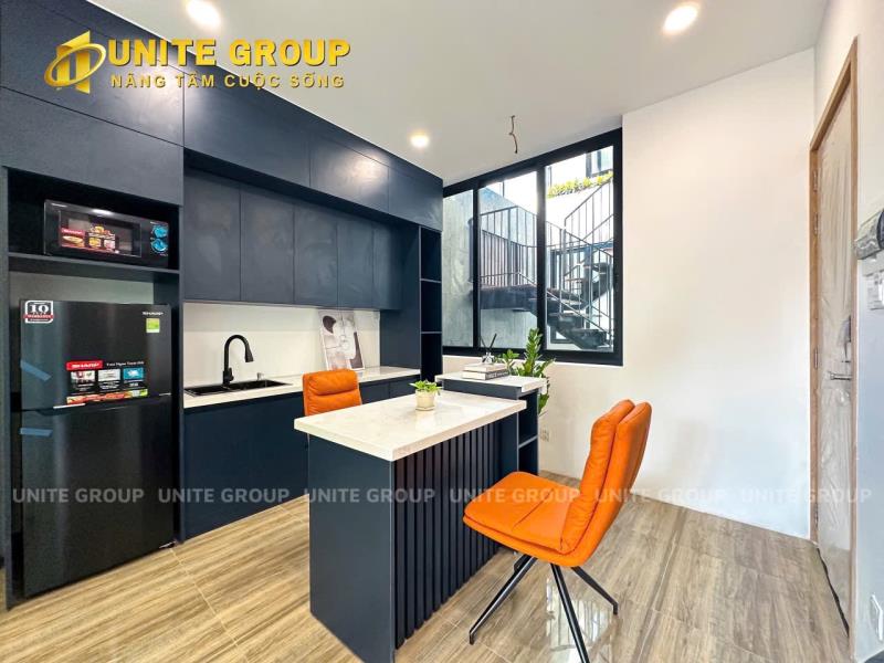 🔥Căn hộ dịch vụ gần ngay sân bay tân sơn nhất 📍 địa chỉ: hoàng việt - phường 4 quận tân bình p203  🏡 vị trí : cách sân bay tân sơn nhất 10-20 phút di chuyển, và có khả năng kết nối với các trục đườ