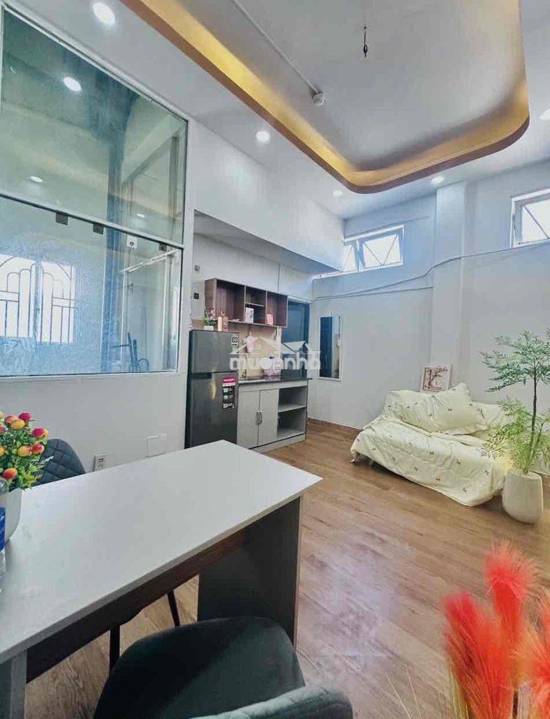 Căn hộ 2pn full tiện nghi và khoing chung chủ tự do bạn bè