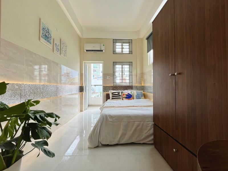Cho thuê căn hộ tách bếp, ban công thoáng, full nội thất. bình thạnh gần hàng xanh, uth, ftu2, metro tân cảng - Ảnh 2