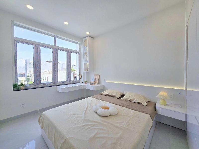 1 phòng ngủ ban công cửa sổ lớn + studio ban công +studio cửa sổ mới 100% quận 7