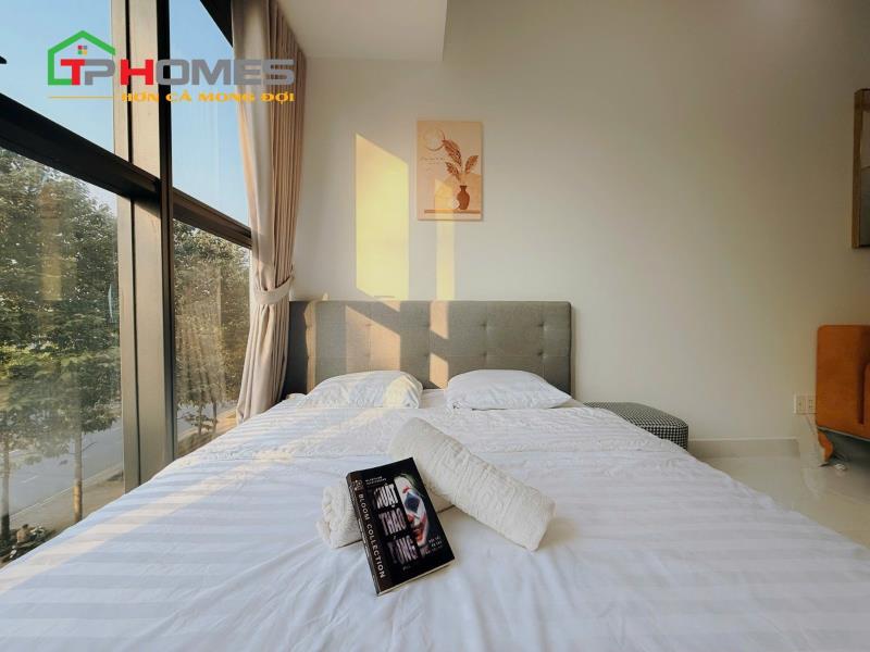 Khai trương căn hộ 2pn cửa sổ trời siêu xịn tại trường sơn - công viên hoàng văn thụ | thuận tiện di chuyển phú nhuận - quận 3 - quận 1