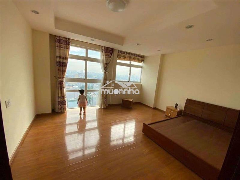 Penthouses plaza cộng hoà
145m2 4pn 1 khách 1 bếp