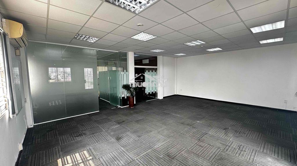 Văn phòng 70m2 cmt8 q3 - ngăn sẵn phòng họp - Ảnh 3