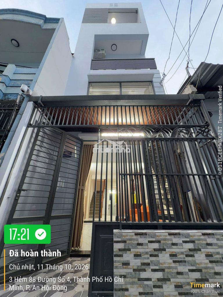 Nhà đẹp 3 lầu chính chủ cần bán gấp