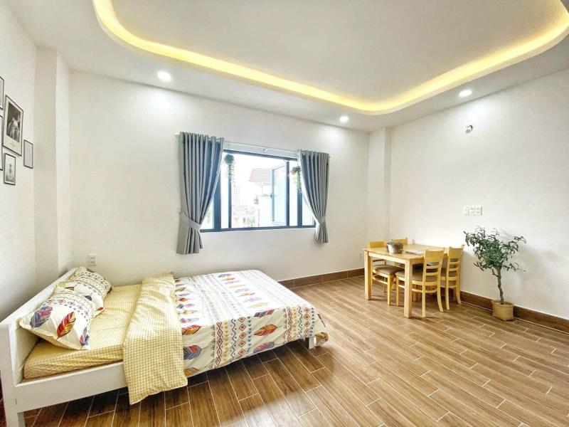 Cho thuê phòng trọ - 30m2 có ban công tone sáng full nội thất - ngay tại nơ trang long, bình thạnh gần chợ bà chiểu và giáp với quận 1, phú nhuận