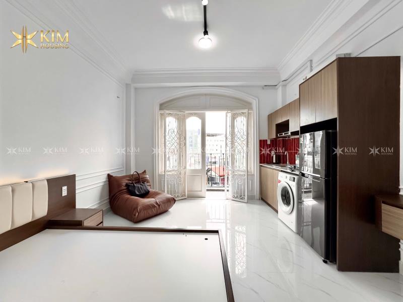 Đúng hình đúng giá căn hộ mới khai trương căn hộ 45m2 ban công lớn full nội thất ngay trần huy liệu gần cầu kiệu giáp quận 1,3 gàn sân bay