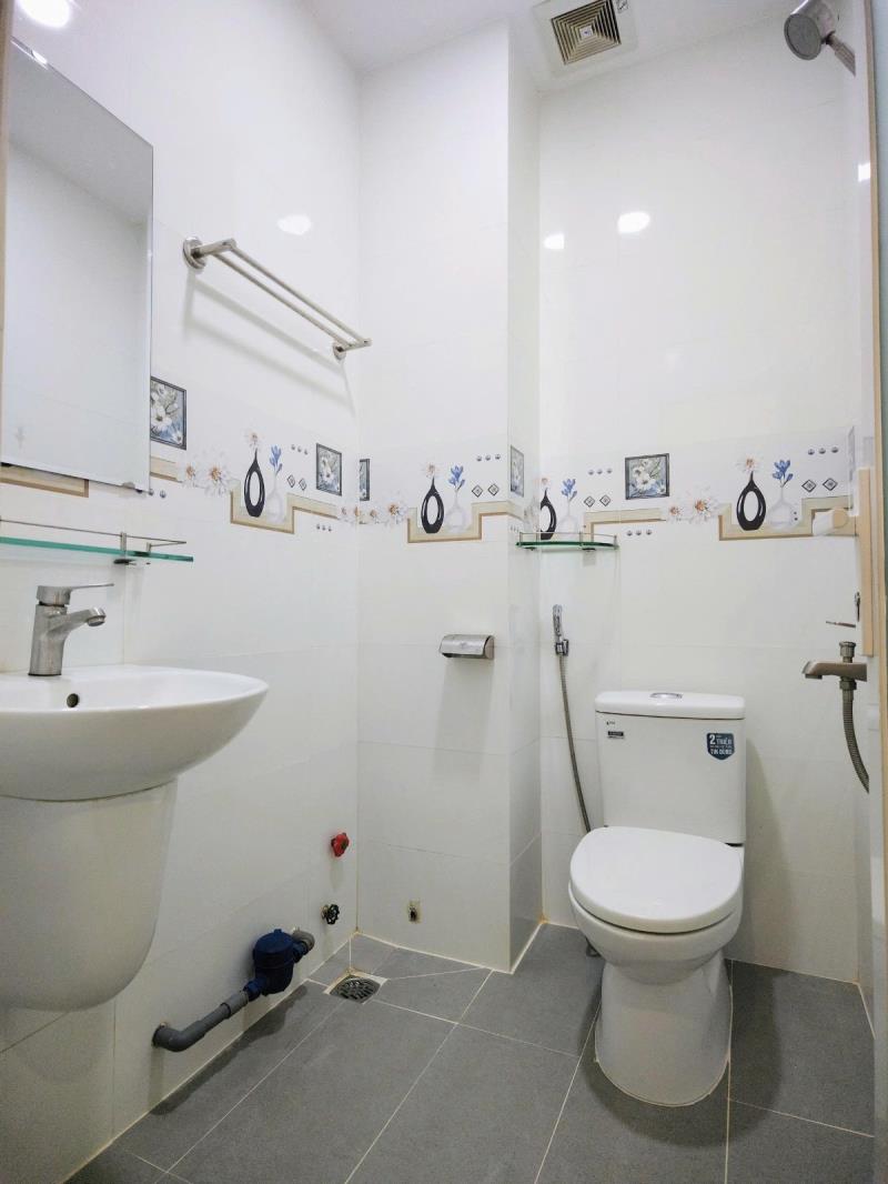 Cho thuê căn hộ 40m² có ban công | máy giặt riêng | ngay chợ bà chiểu – lê trực, bình thạnh - Ảnh 2