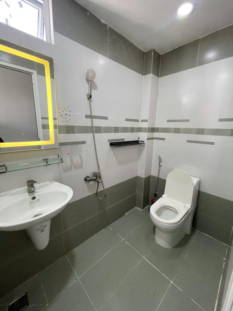 Cho thuê phòng trọ phú nhuận, ngay phan xích long - có ban công giá 6tr5 - Ảnh 4