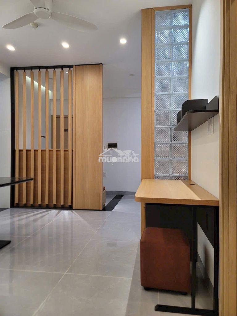 Chính chủ bán căn chung cư full nội thất 92m2