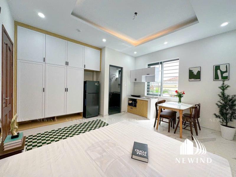 Studio cửa sổ lớn thiết kế bếp xa giường full nội thất trần xuân soạn quận 7 xuân soạn